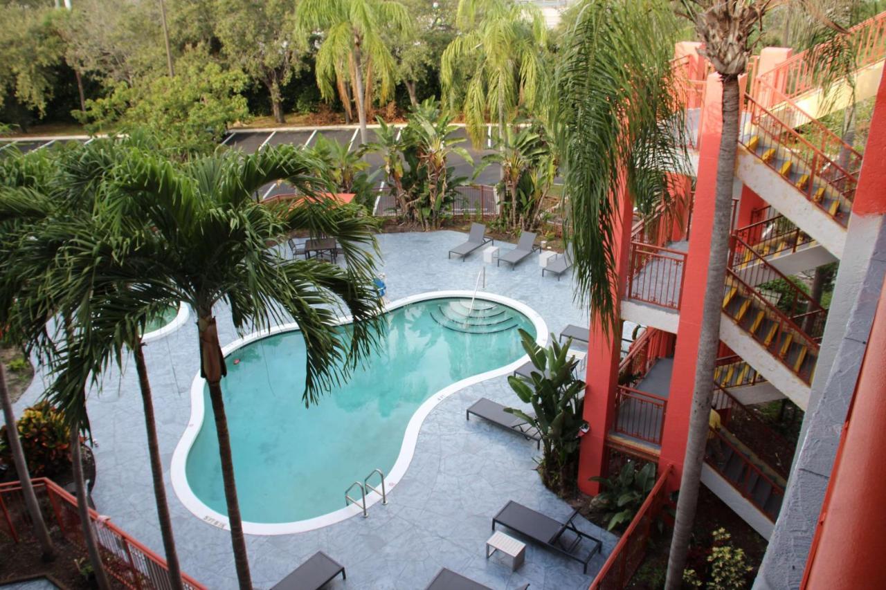 Boca Suites Deerfield Beach; Surestay Collection By BW Екстериор снимка