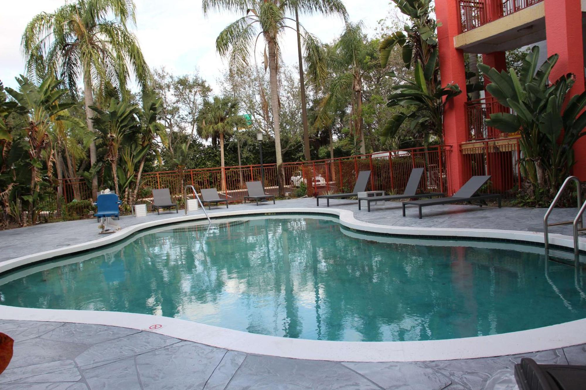 Boca Suites Deerfield Beach; Surestay Collection By BW Екстериор снимка