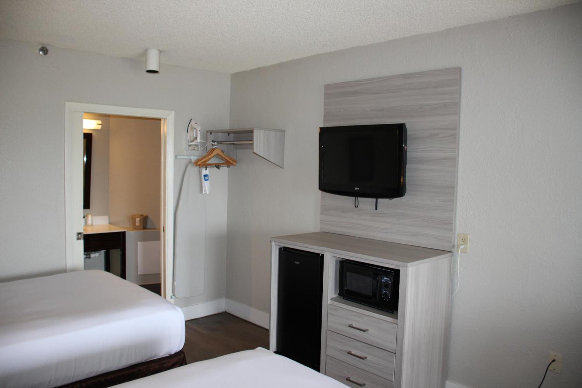 Boca Suites Deerfield Beach; Surestay Collection By BW Екстериор снимка