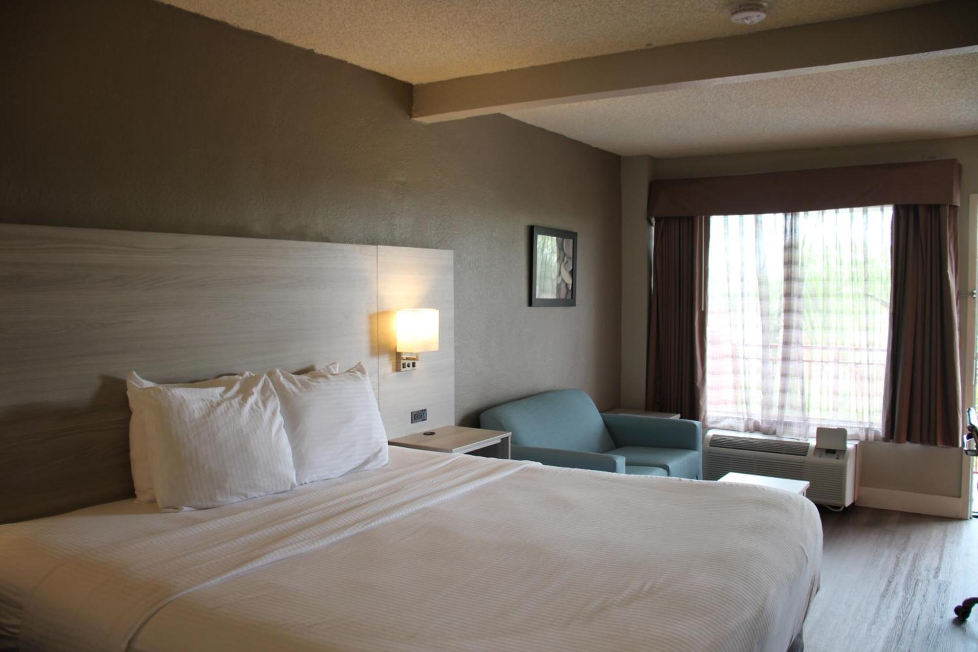 Boca Suites Deerfield Beach; Surestay Collection By BW Екстериор снимка