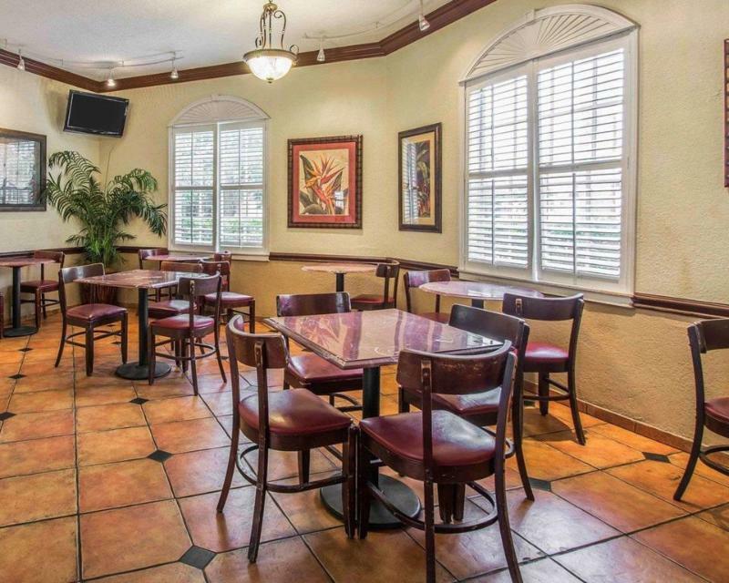Boca Suites Deerfield Beach; Surestay Collection By BW Екстериор снимка