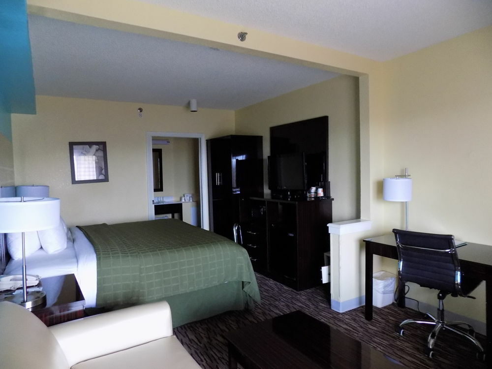 Boca Suites Deerfield Beach; Surestay Collection By BW Екстериор снимка